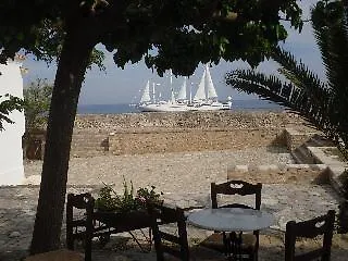 Апарт-отель Klelia Yefira